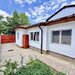 Domenii, casa renovata cu curte privata de 100 mp.